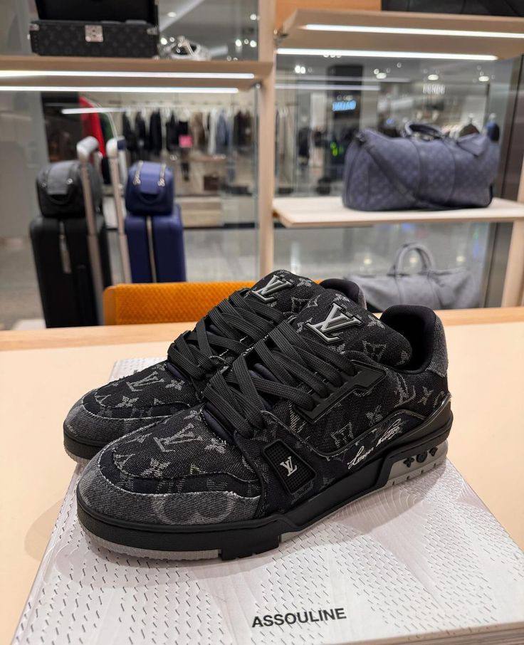 Louis Vuitton Trainer